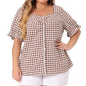 Agnes Orinda sweetheart neck button down gingham blouse
